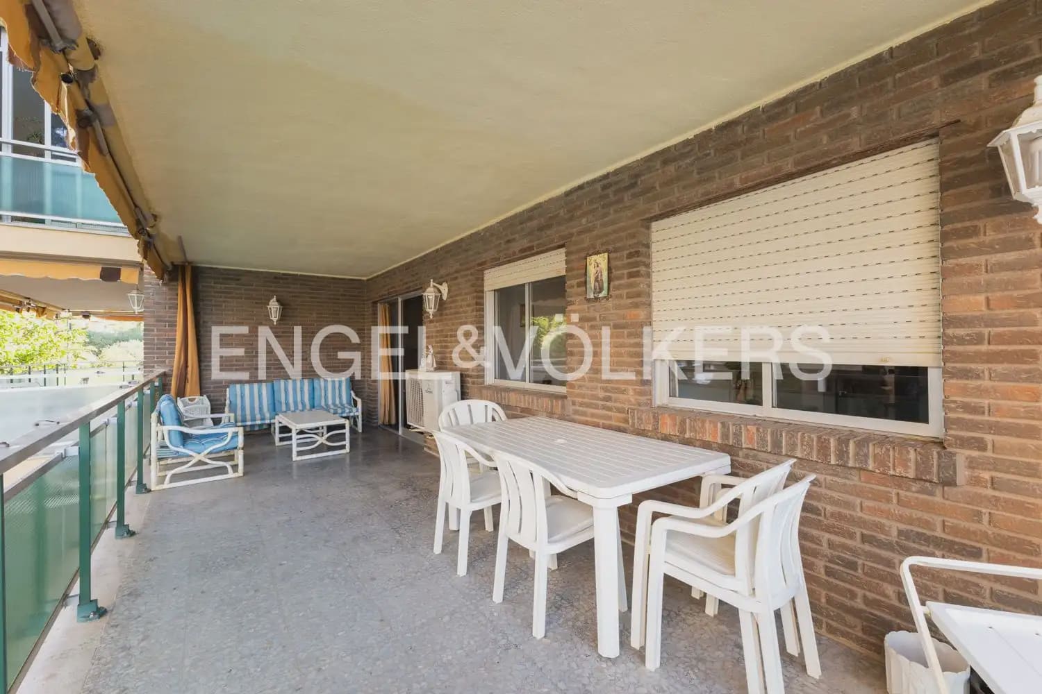4 slaapkamer Flat te koop in Benicassim met garage - € 380.000 (Ref: 9953155)