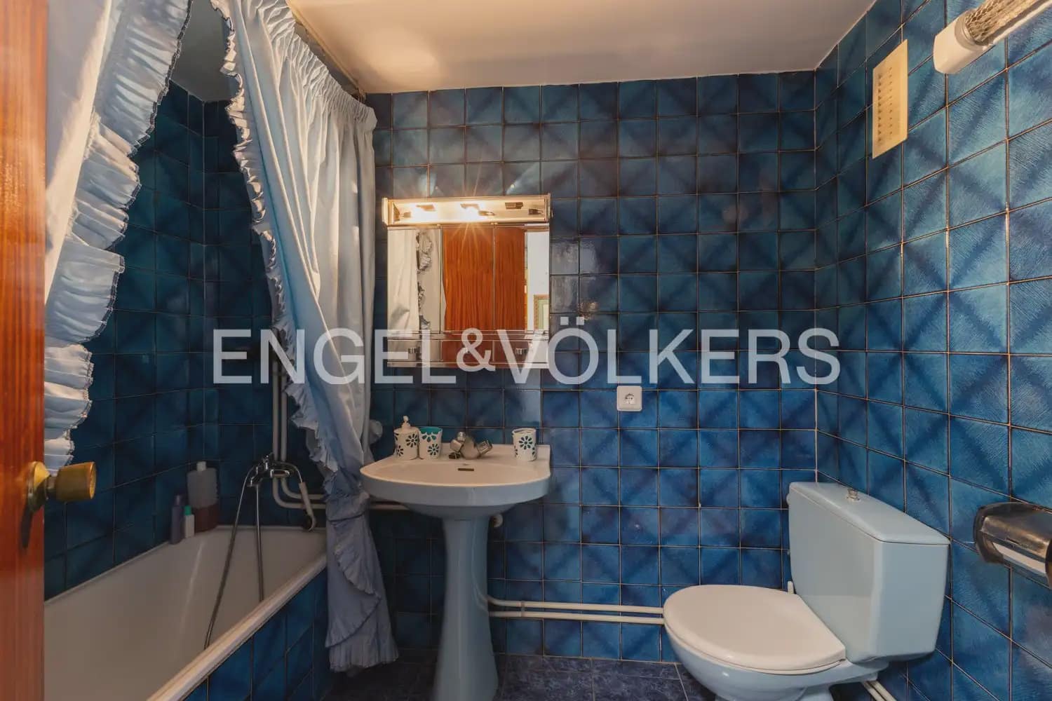 4 slaapkamer Flat te koop in Benicassim met garage - € 380.000 (Ref: 9953155)