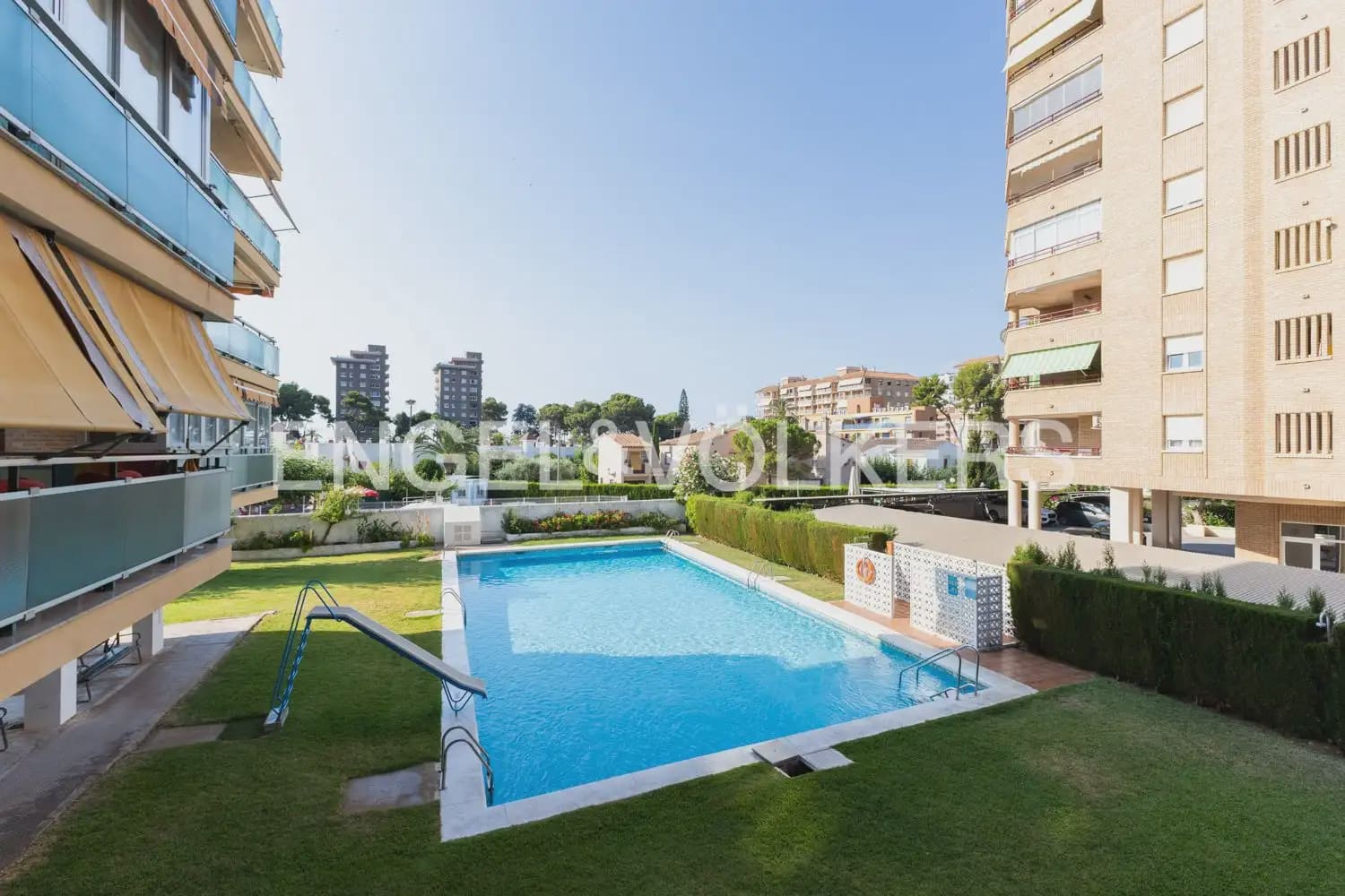 4 slaapkamer Flat te koop in Benicassim met garage - € 380.000 (Ref: 9953155)