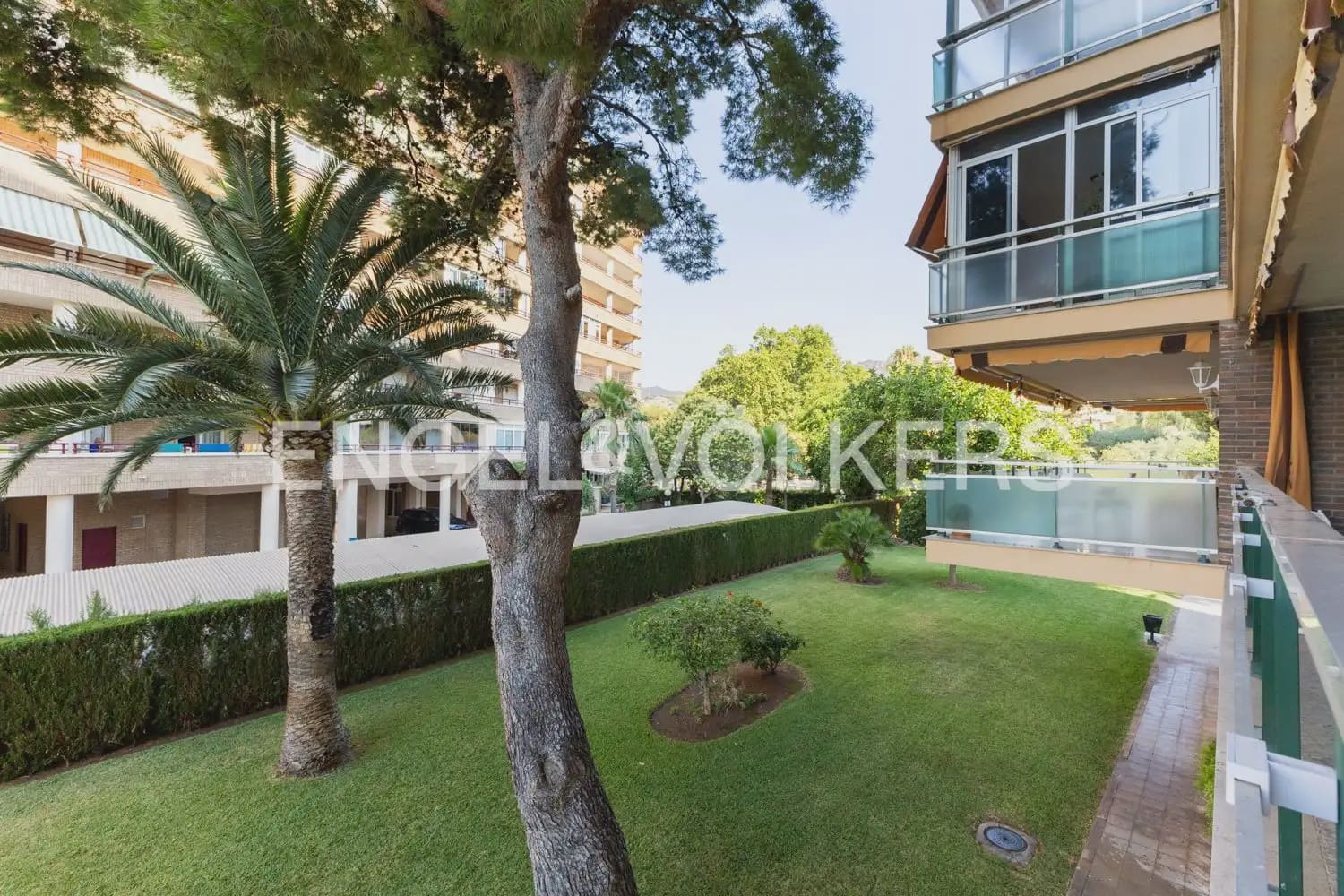 4 slaapkamer Flat te koop in Benicassim met garage - € 380.000 (Ref: 9953155)
