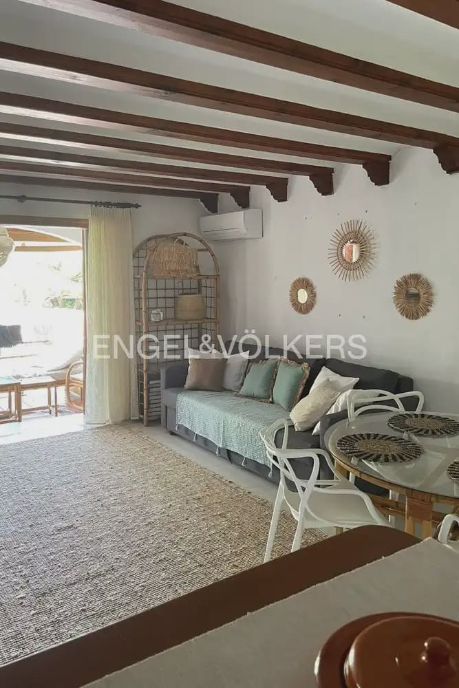 1 makuuhuone Bungalow myytävänä paikassa Denia mukana uima-altaan - 300 000 € (Ref: 9953158)