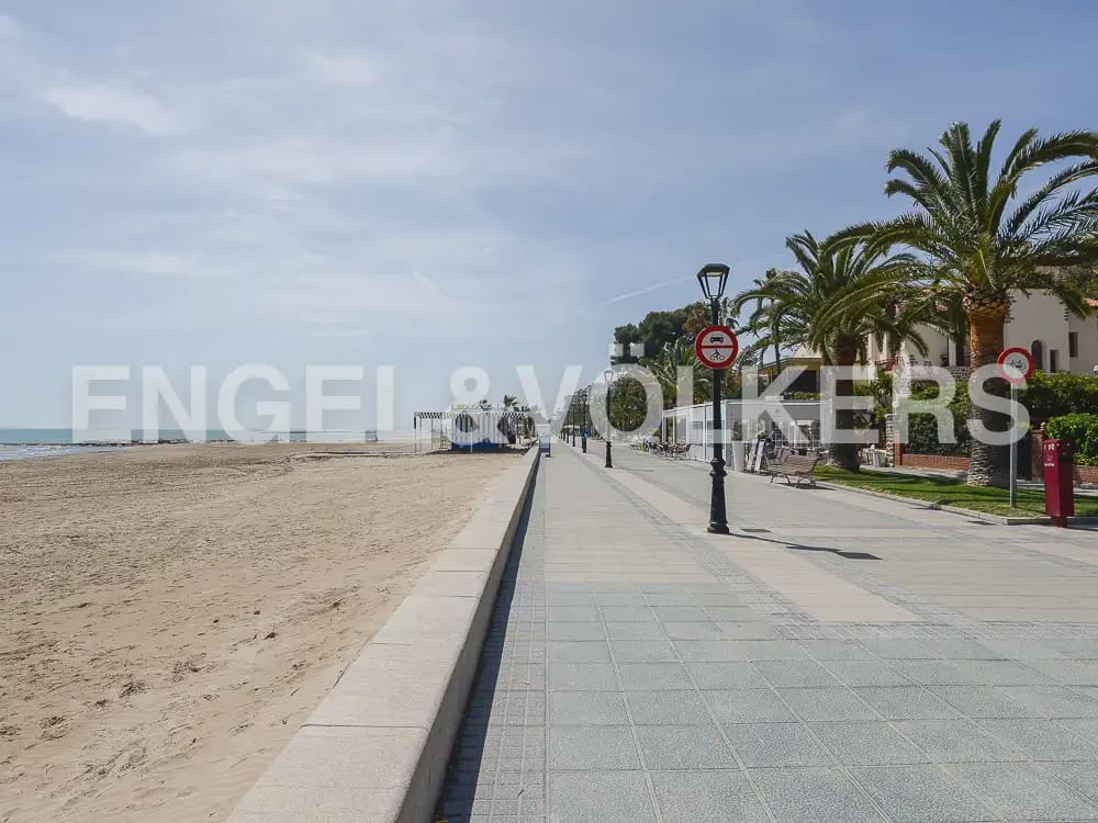 2 quarto Apartamento para arrendar em Benicassim com piscina garagem - 950 € (Ref: 9953300)