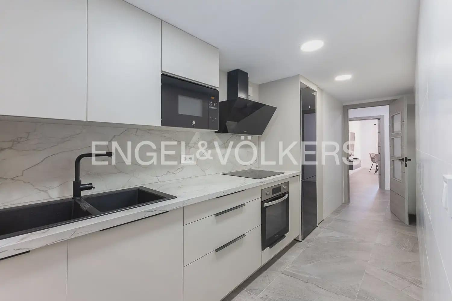 3 chambre Appartement à vendre à Sueca avec piscine - 300 000 € (Ref: 9953301)