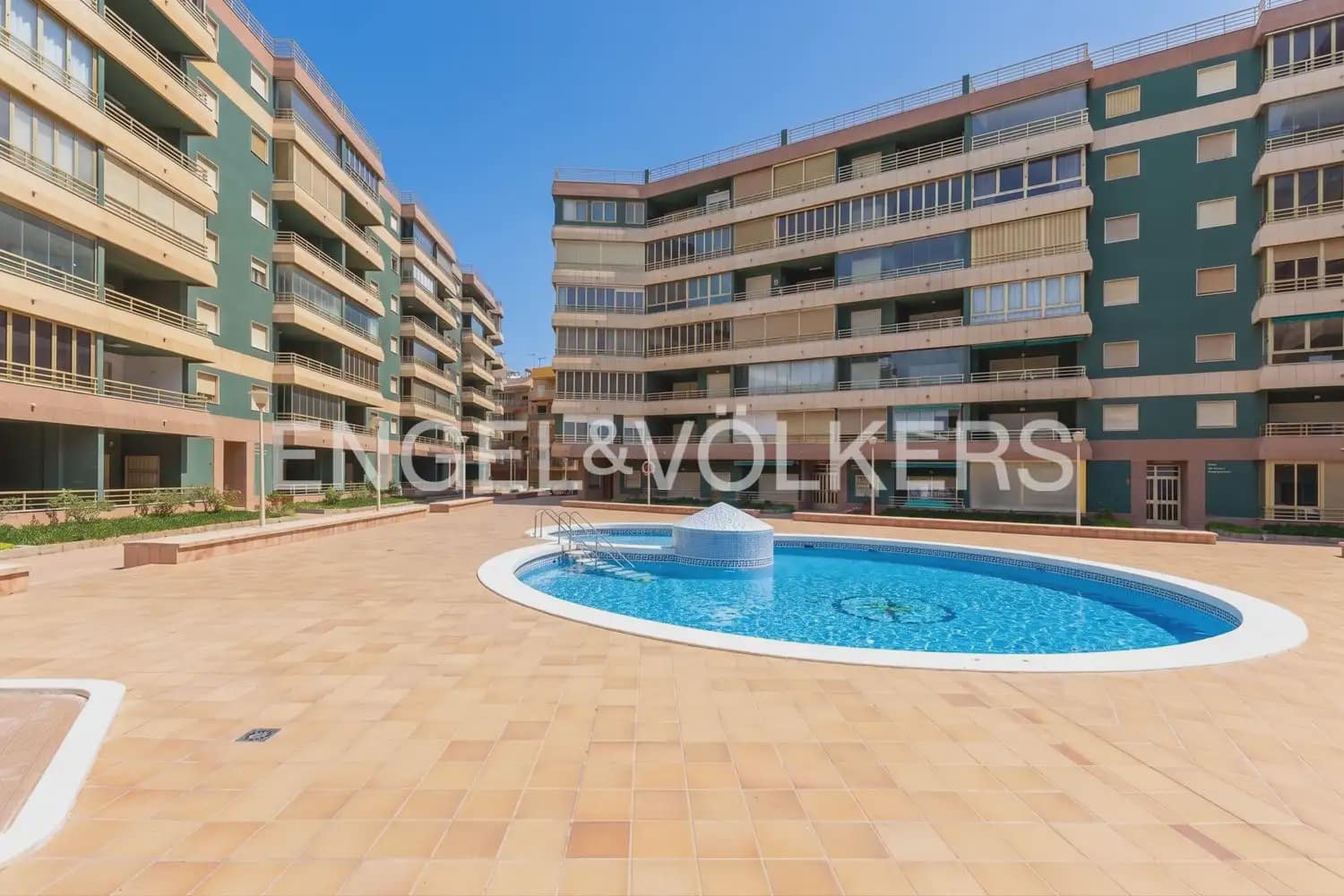 3 chambre Appartement à vendre à Sueca avec piscine - 300 000 € (Ref: 9953301)