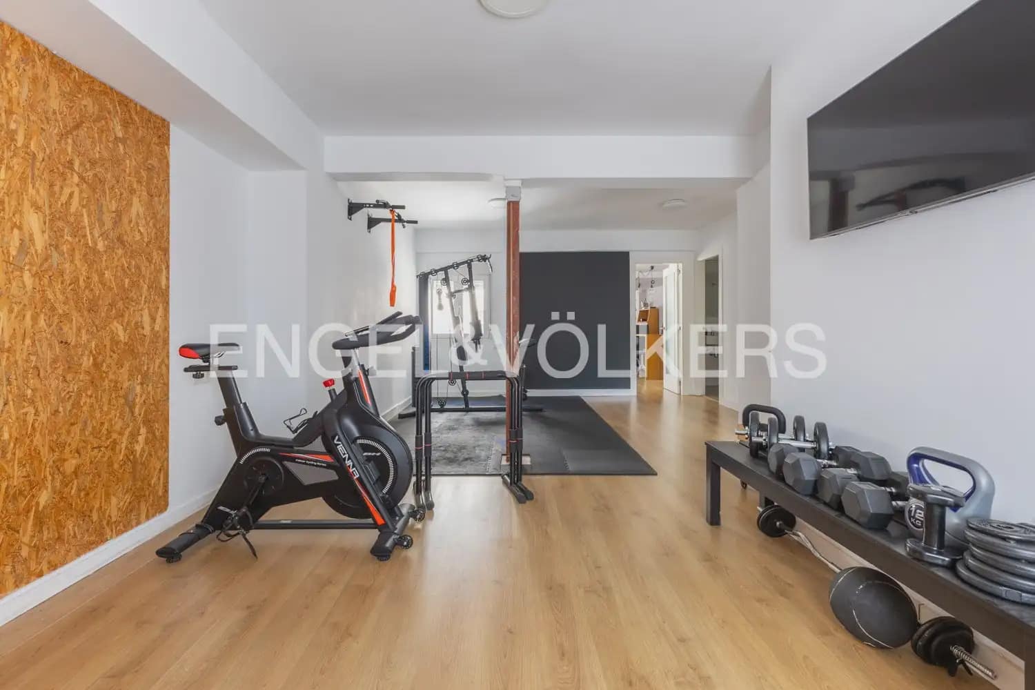 2 sypialnia Mieszkanie do wynajęcia w Miasto Walencja z garażem - 2 000 € (Ref: 9953304)