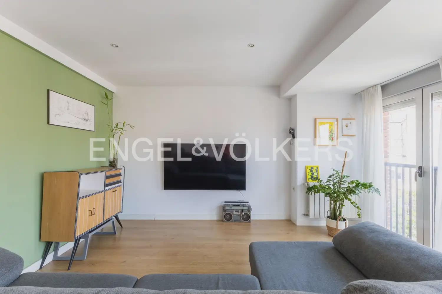 2 sypialnia Mieszkanie do wynajęcia w Miasto Walencja z garażem - 2 000 € (Ref: 9953304)