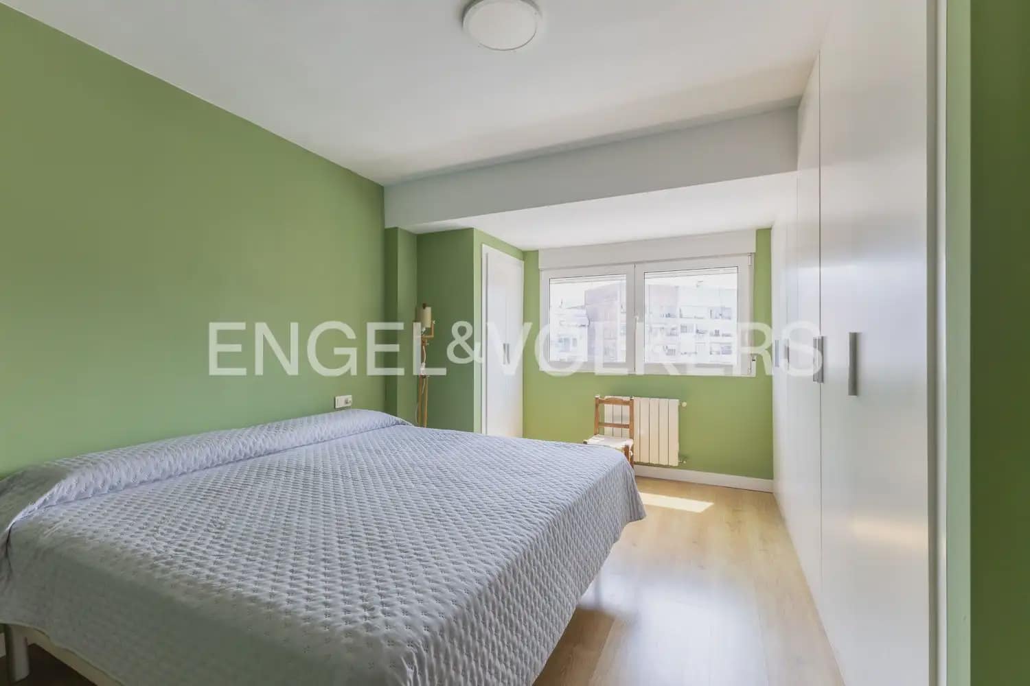 2 sypialnia Mieszkanie do wynajęcia w Miasto Walencja z garażem - 2 000 € (Ref: 9953304)