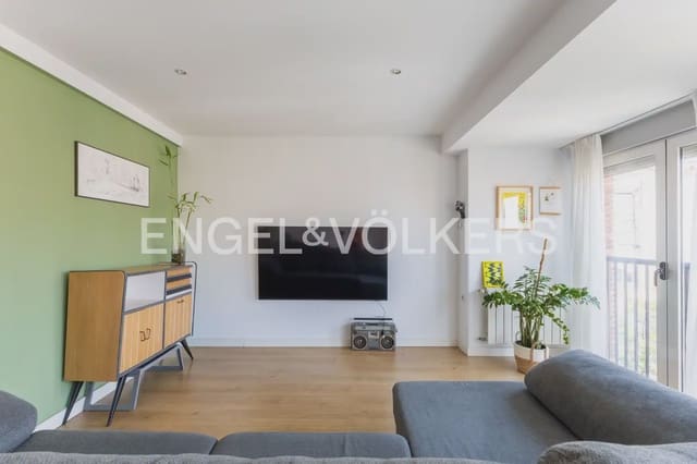 Piso de 2 habitaciones en Russafa, València ciudad en alquiler - 2.000 € (Ref: 9953304)