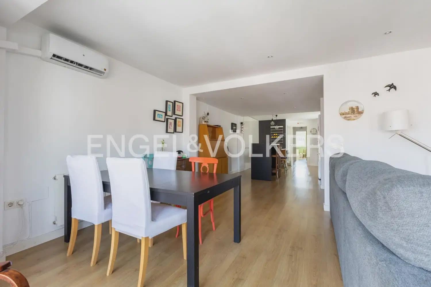 2 sypialnia Mieszkanie do wynajęcia w Miasto Walencja z garażem - 2 000 € (Ref: 9953304)