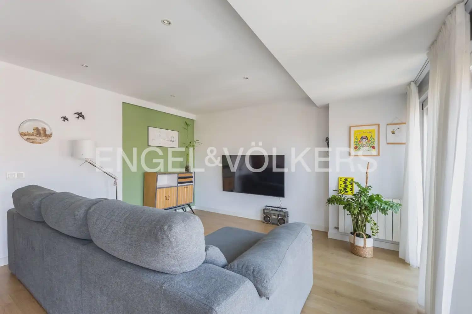 2 sypialnia Mieszkanie do wynajęcia w Miasto Walencja z garażem - 2 000 € (Ref: 9953304)