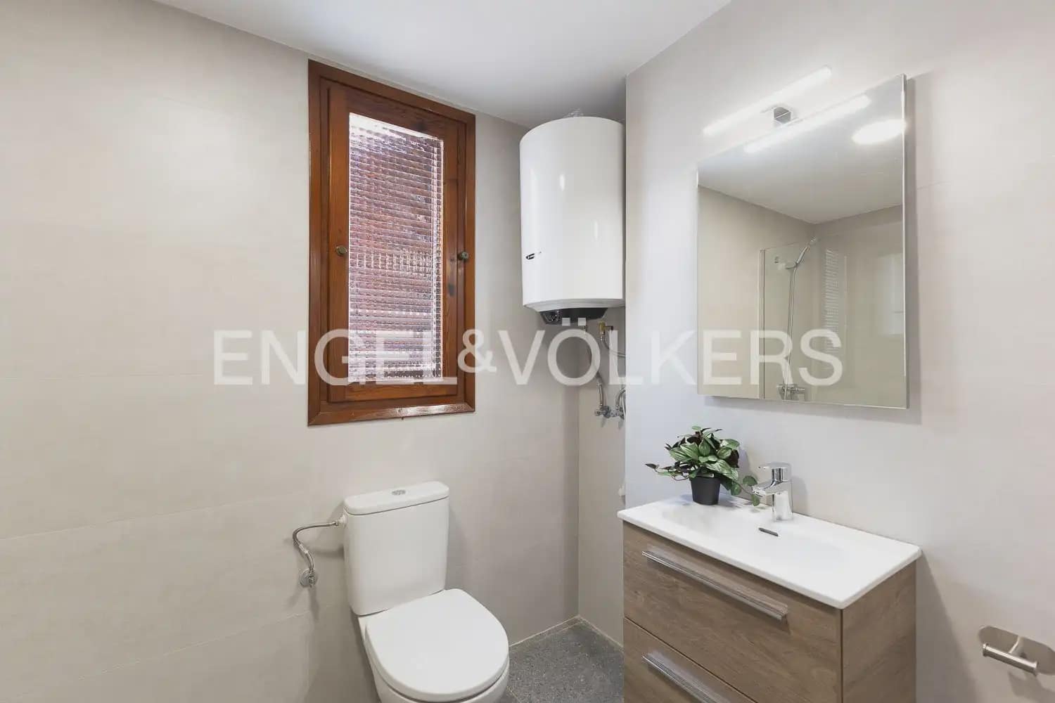 Maison de Ville de 3 chambres à louer à Paterna - 1 490 € (Ref: 9953306)