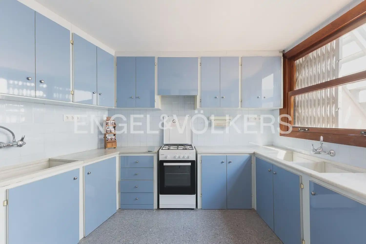 Maison de Ville de 3 chambres à louer à Paterna - 1 490 € (Ref: 9953306)