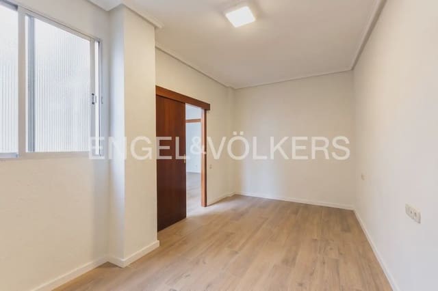 Apartamento de 3 habitaciones en Centro Ciudad, Paterna en alquiler - 1.590 € (Ref: 9953307)