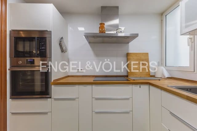 Piso de 3 habitaciones en La Petxina, València ciudad en venta - 320.000 € (Ref: 9956000)