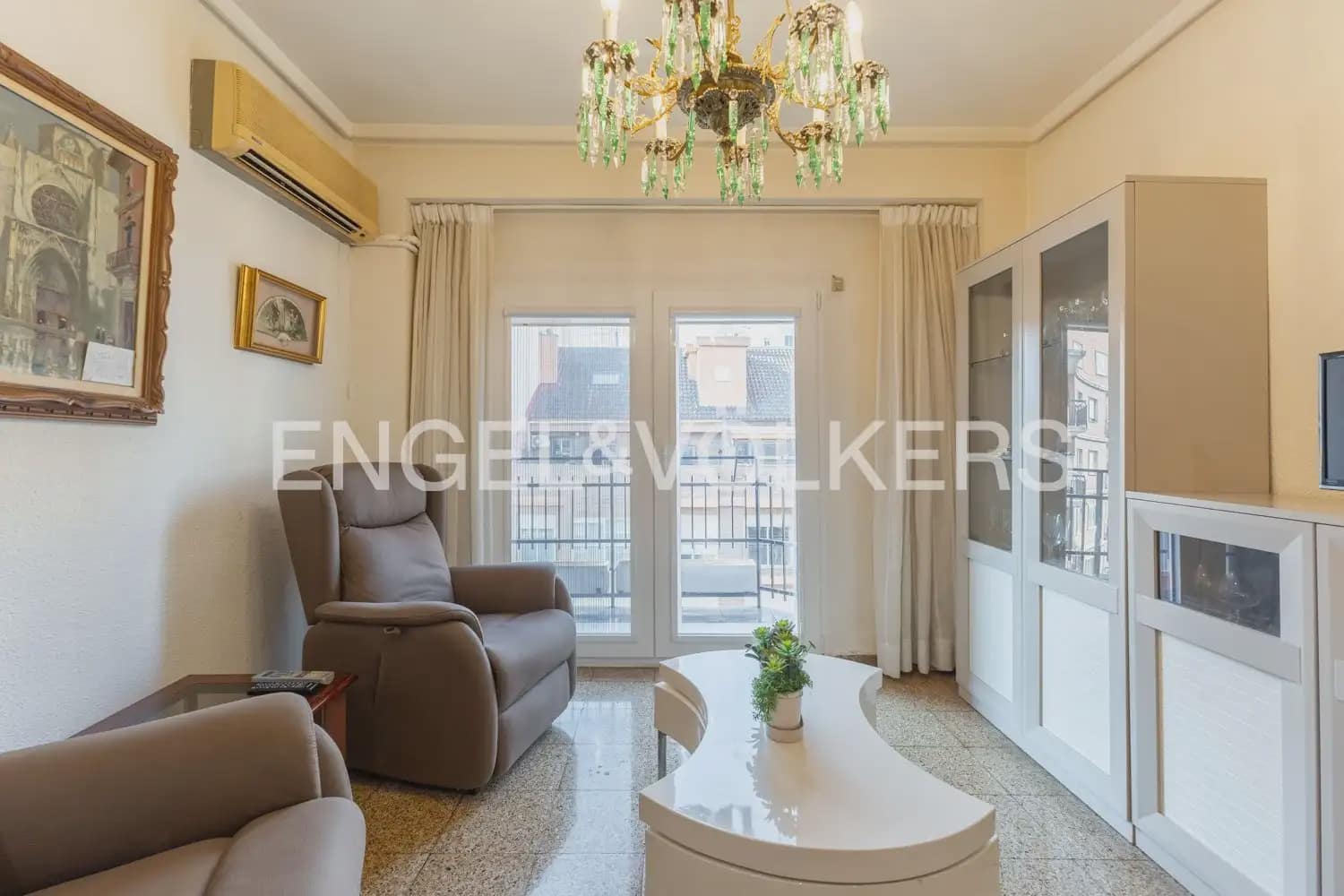 Leilighet til salgs i Valencia by - € 320 000 (Ref: 9956000)