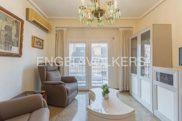 Leilighet til salgs i La Petxina, Valencia by - € 320 000 (Ref: 9956000)