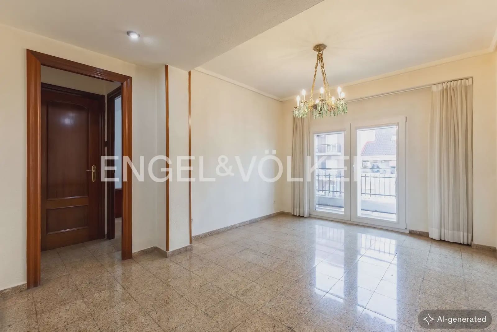 Leilighet til salgs i Valencia by - € 320 000 (Ref: 9956000)