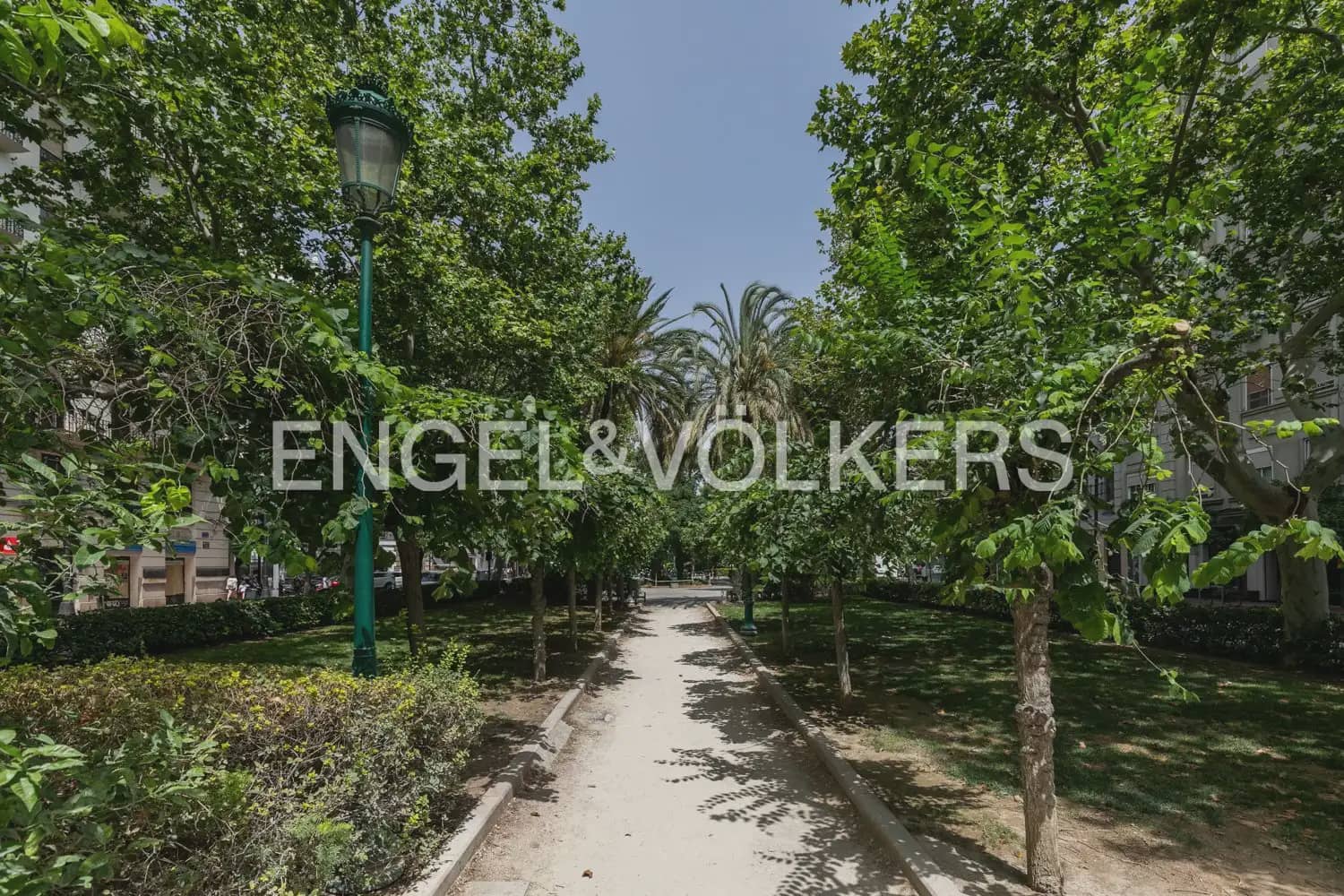 Leilighet til salgs i Valencia by - € 320 000 (Ref: 9956000)