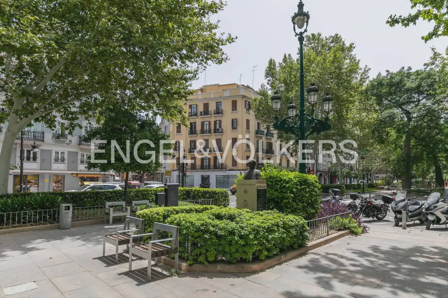 Leilighet til salgs i Valencia by - € 320 000 (Ref: 9956000)