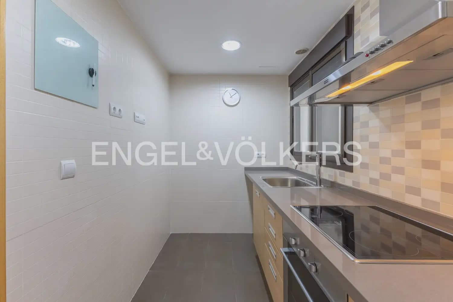 3 makuuhuone Asunto myytävänä paikassa Valencia kaupunki - 330 000 € (Ref: 9956293)