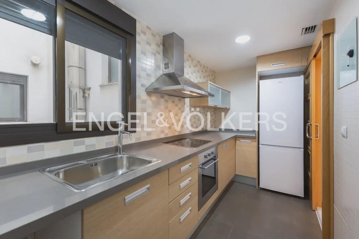 3 makuuhuone Asunto myytävänä paikassa Valencia kaupunki - 330 000 € (Ref: 9956293)