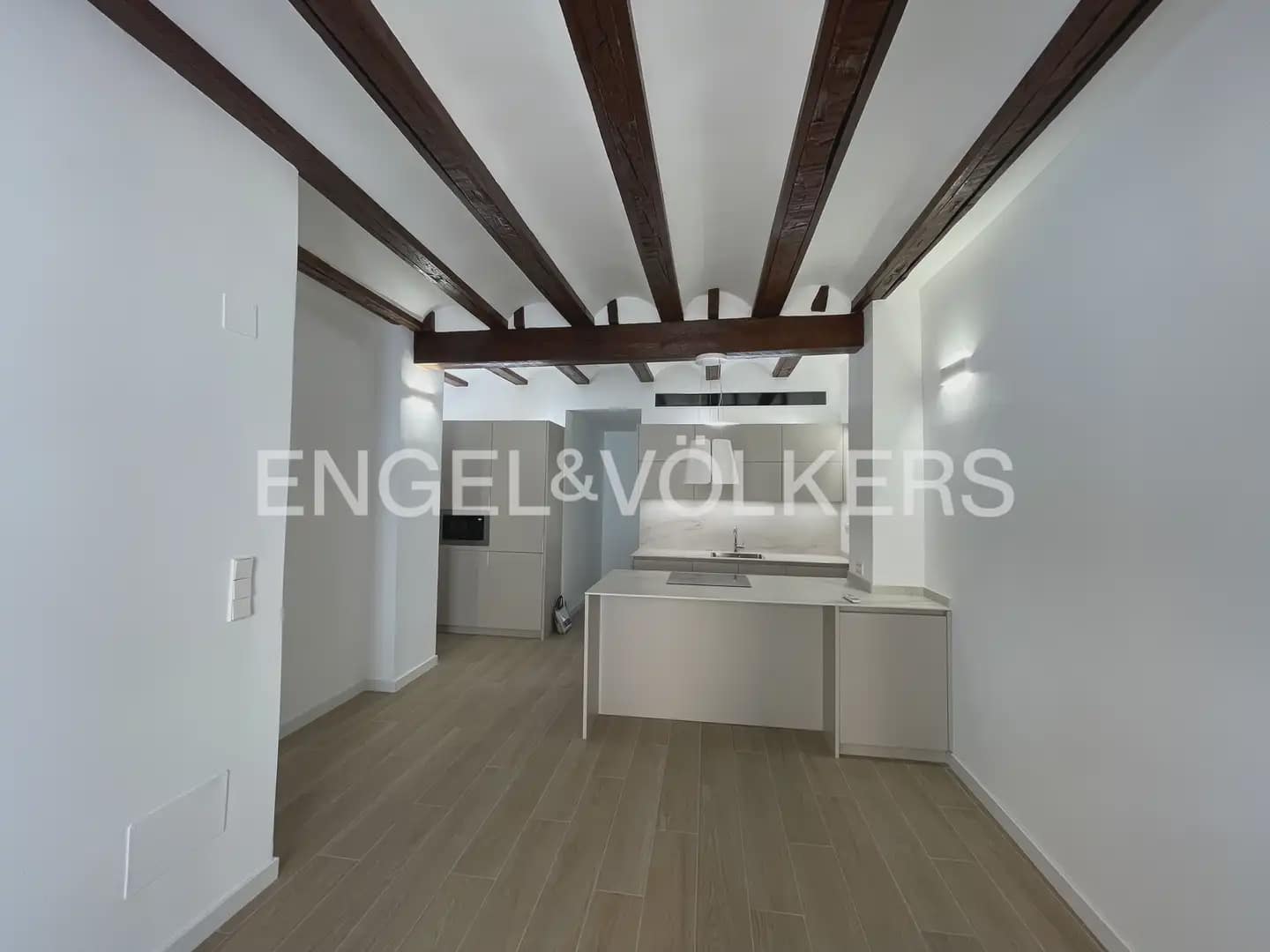 2 sypialnia Mieszkanie do wynajęcia w Miasto Walencja - 1 400 € (Ref: 9958332)
