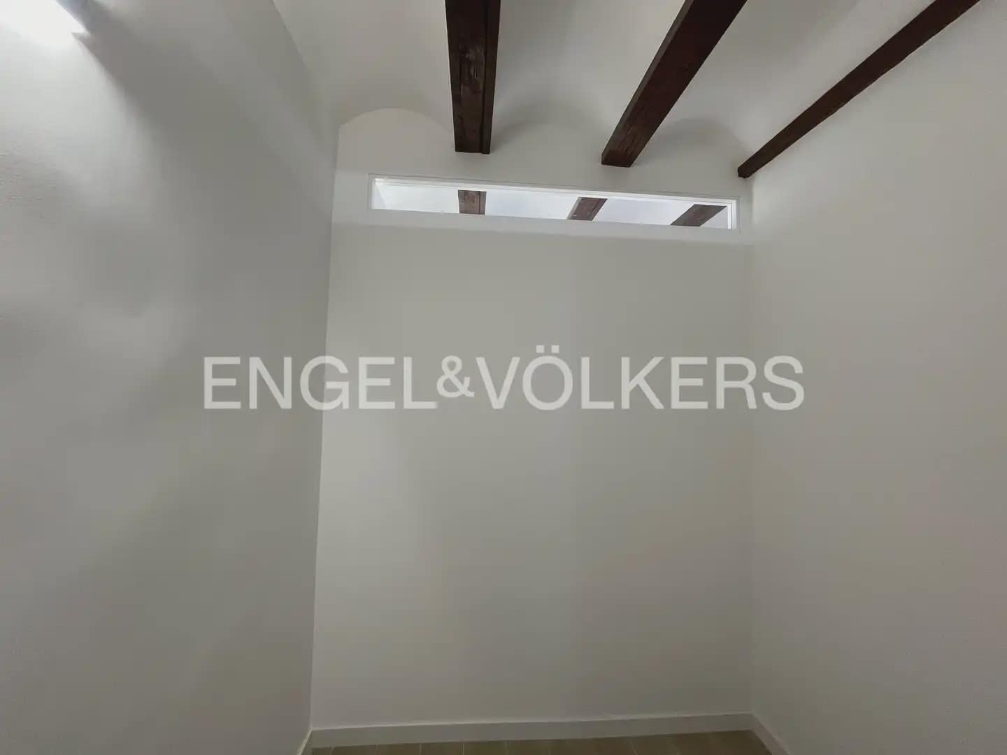 2 sypialnia Mieszkanie do wynajęcia w Miasto Walencja - 1 400 € (Ref: 9958332)