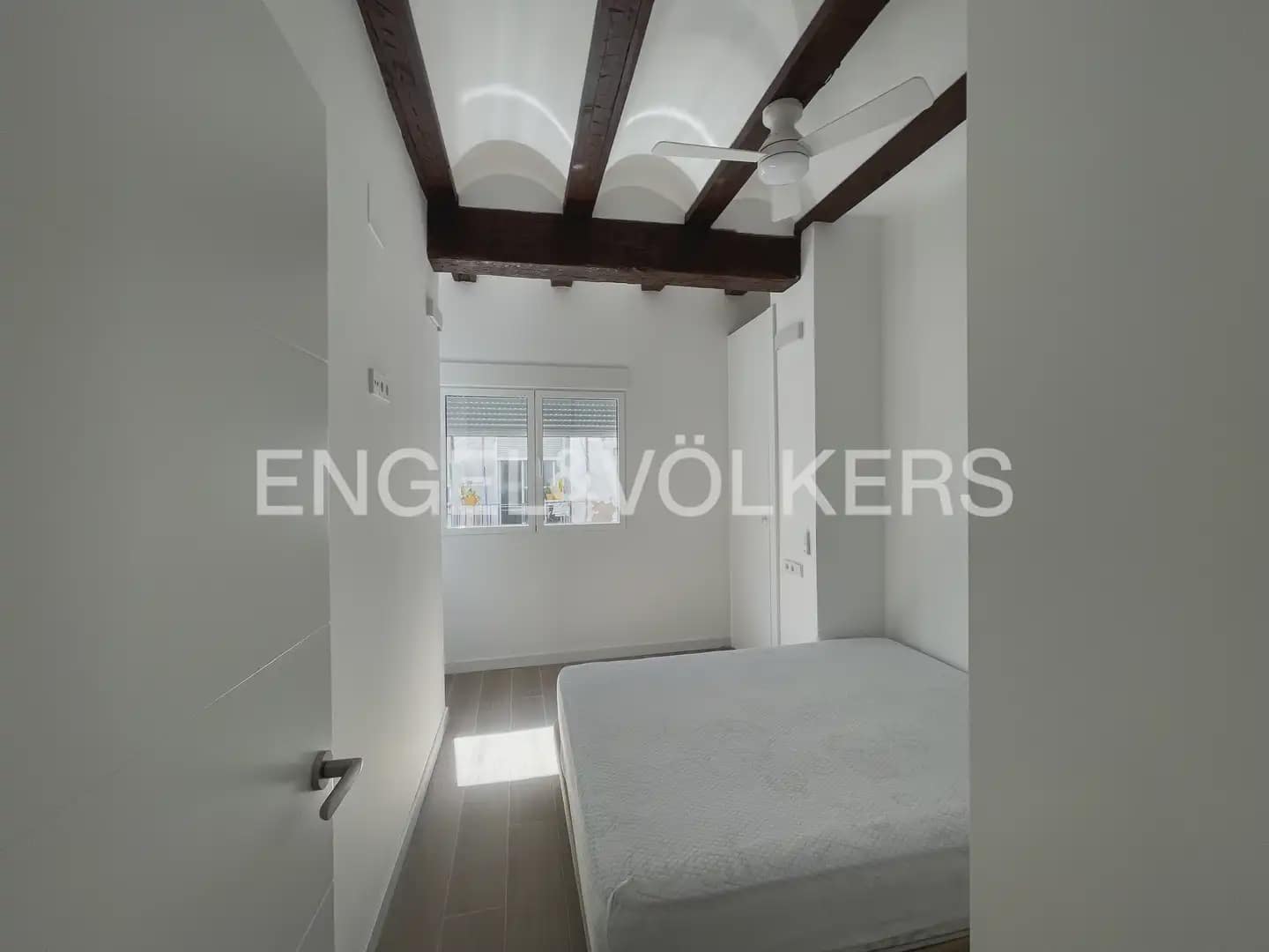 2 sypialnia Mieszkanie do wynajęcia w Miasto Walencja - 1 400 € (Ref: 9958332)