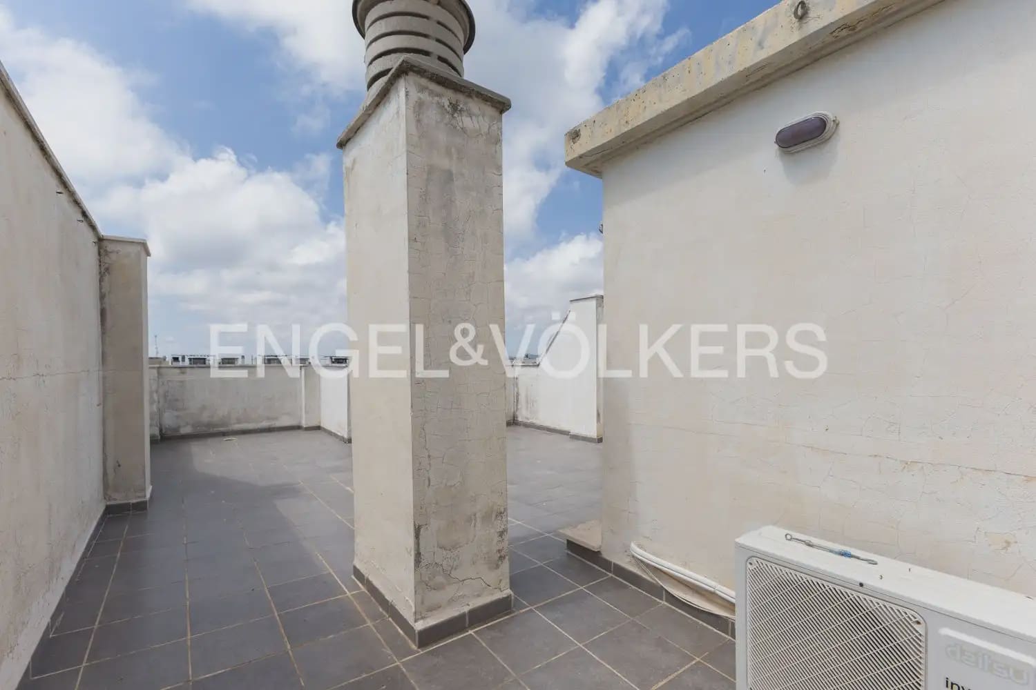 2 camera da letto Attico da affittare in Almenara con piscina garage - 2.500 € (Rif: 9958338)