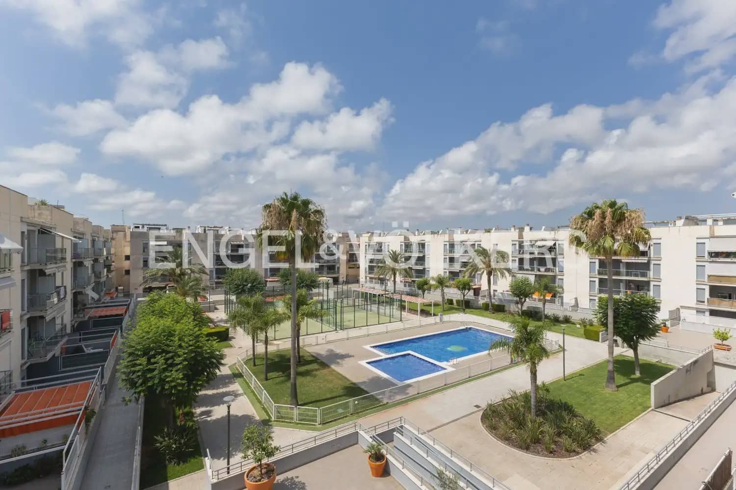 2 camera da letto Attico da affittare in Almenara con piscina garage - 2.500 € (Rif: 9958338)