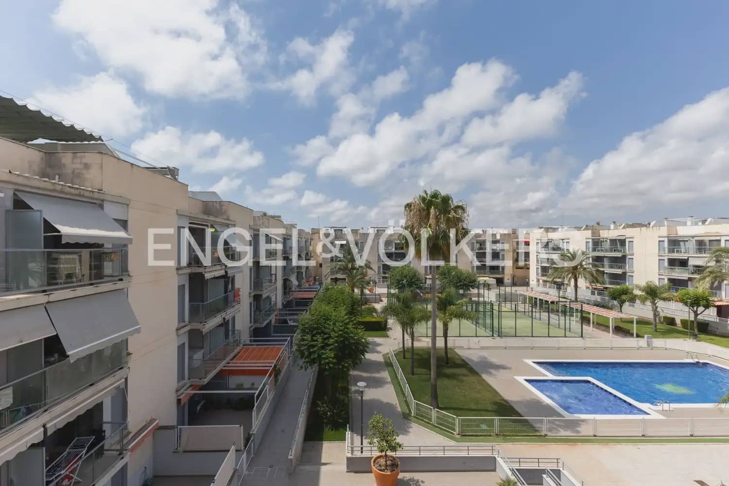 2 camera da letto Attico da affittare in Almenara con piscina garage - 2.500 € (Rif: 9958338)