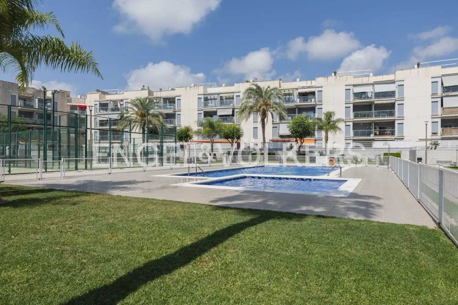 2 camera da letto Attico da affittare in Almenara con piscina garage - 2.500 € (Rif: 9958338)