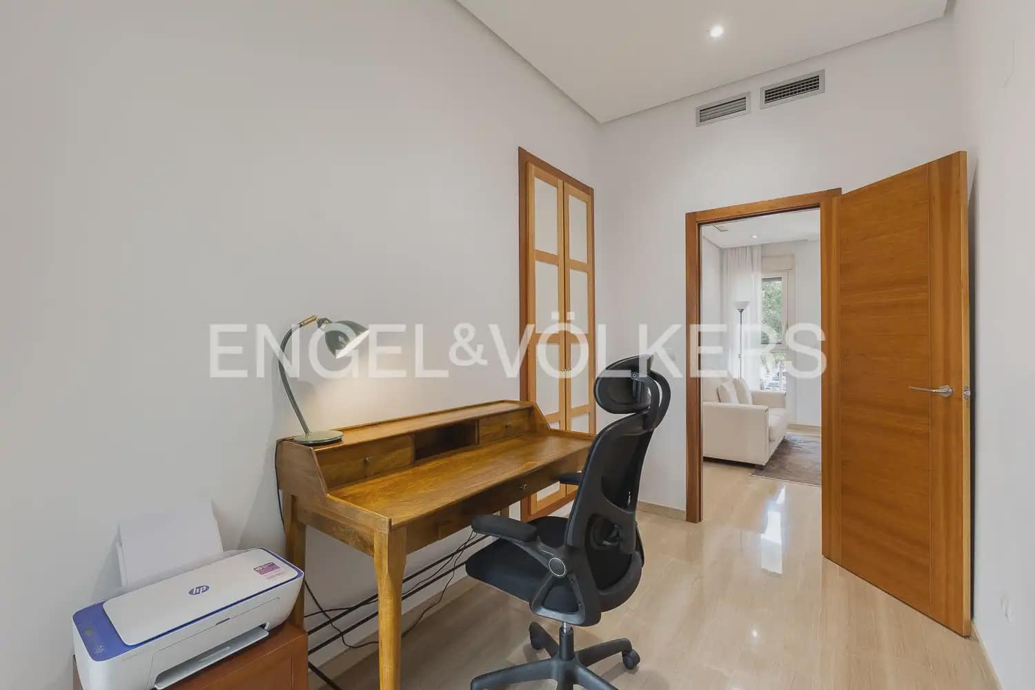 7 bedroom Apartment for sale in Valencia city with pool garage - € 1,400,000 (Ref: 9958473)