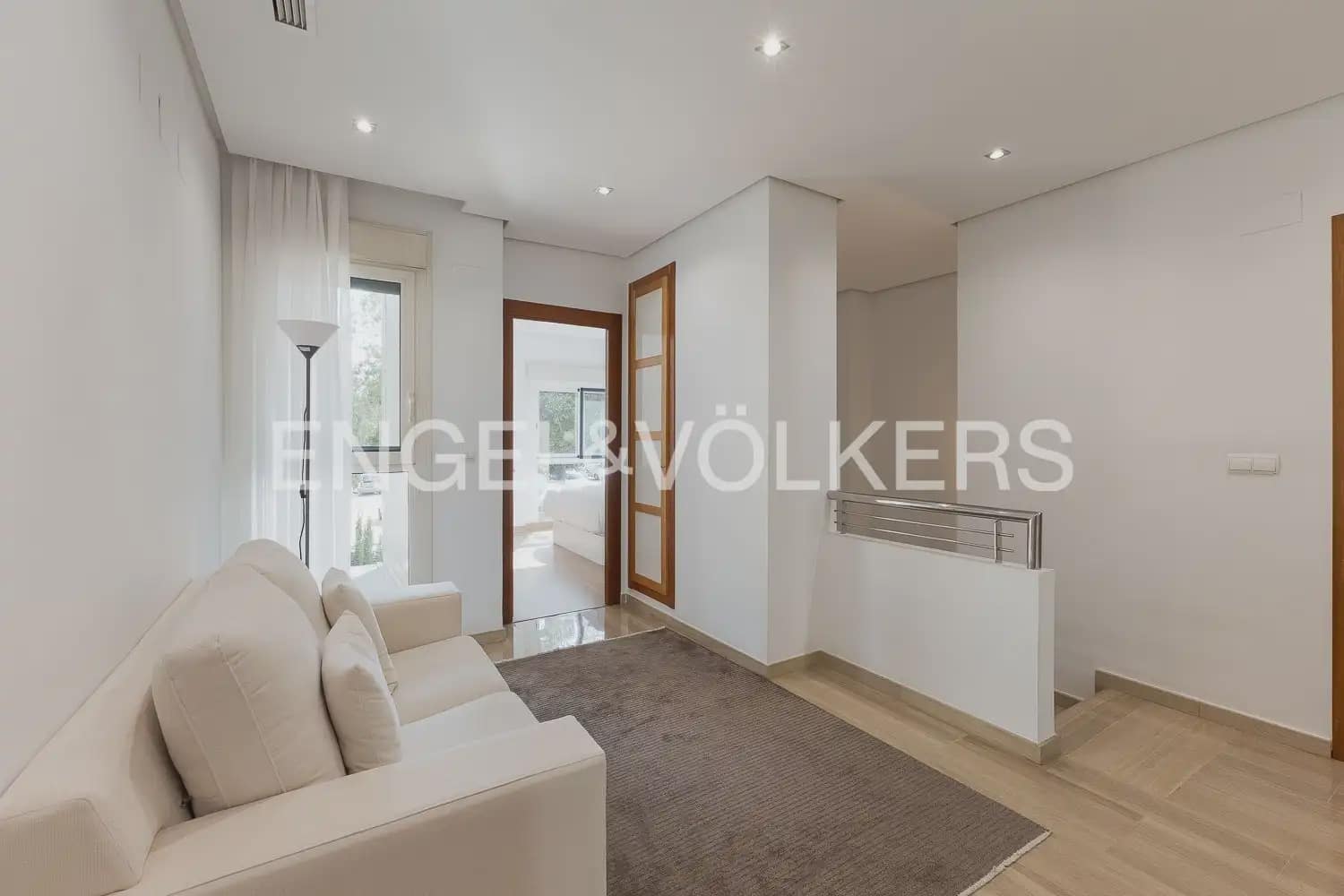 7 bedroom Apartment for sale in Valencia city with pool garage - € 1,400,000 (Ref: 9958473)