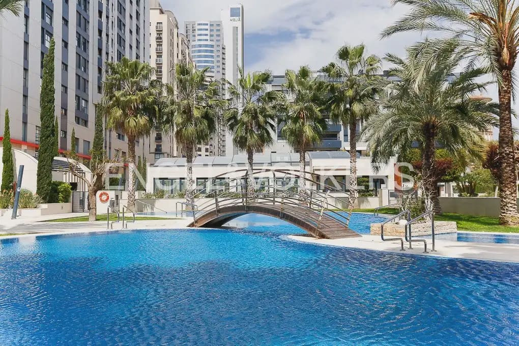 7 bedroom Apartment for sale in Valencia city with pool garage - € 1,400,000 (Ref: 9958473)