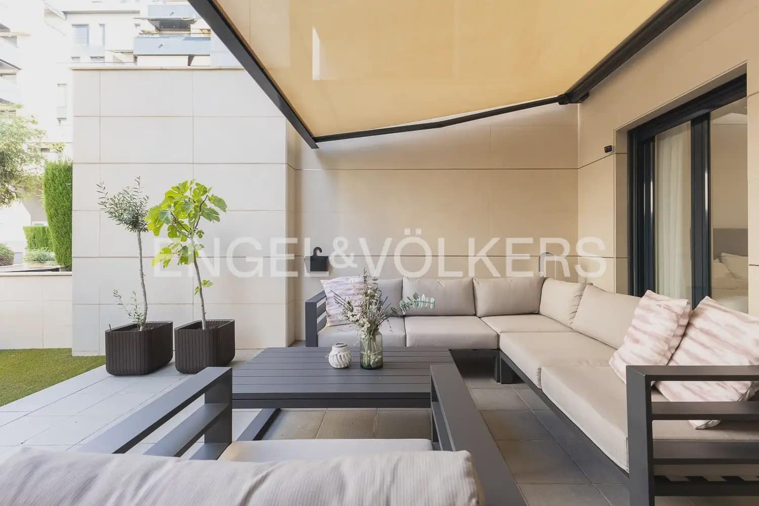 7 bedroom Apartment for sale in Valencia city with pool garage - € 1,400,000 (Ref: 9958473)