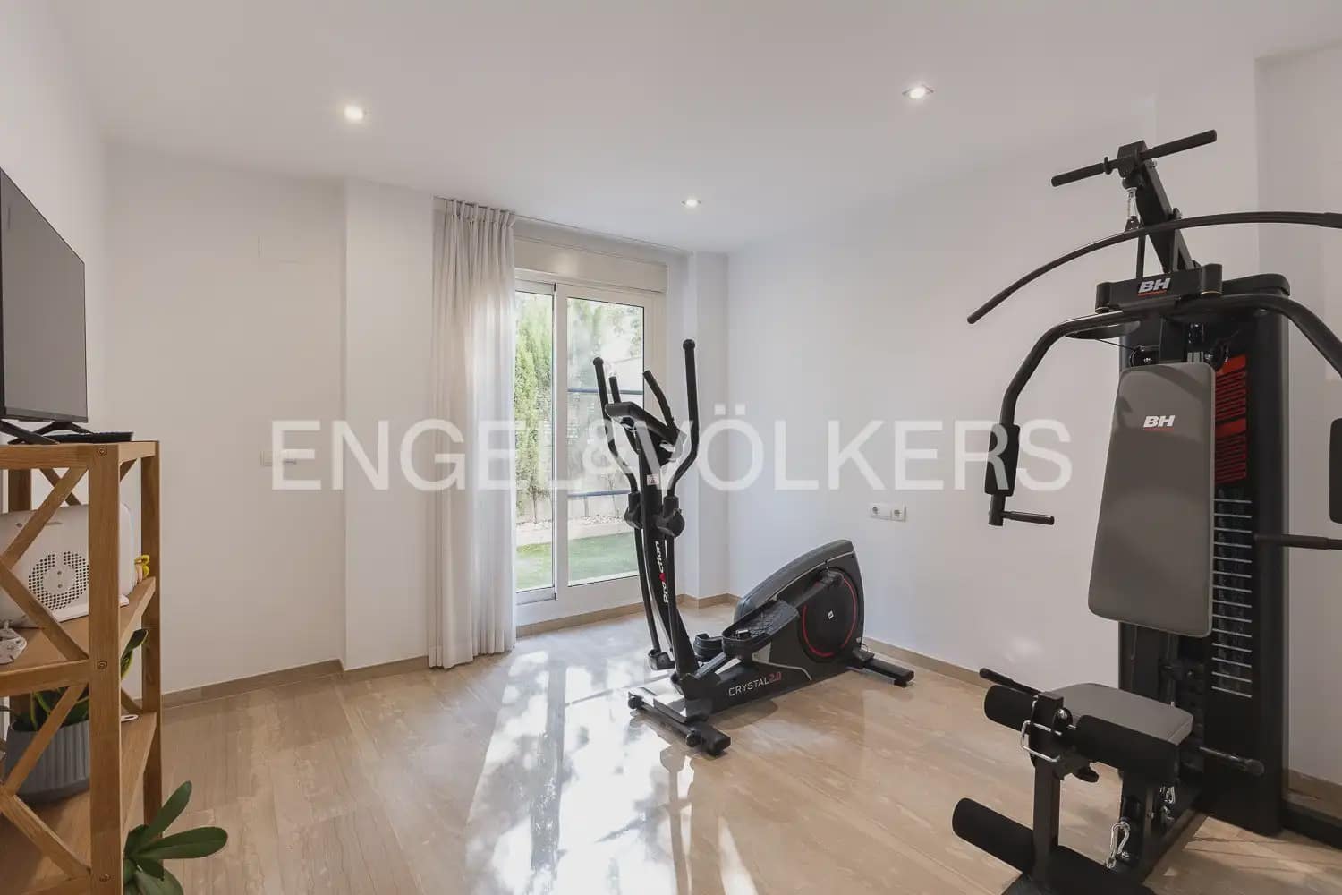 7 bedroom Apartment for sale in Valencia city with pool garage - € 1,400,000 (Ref: 9958473)