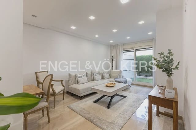 7 sypialnia Apartament na sprzedaż w Benicalap, Miasto Walencja z basenem garażem - 1 400 000 € (Ref: 9958473)
