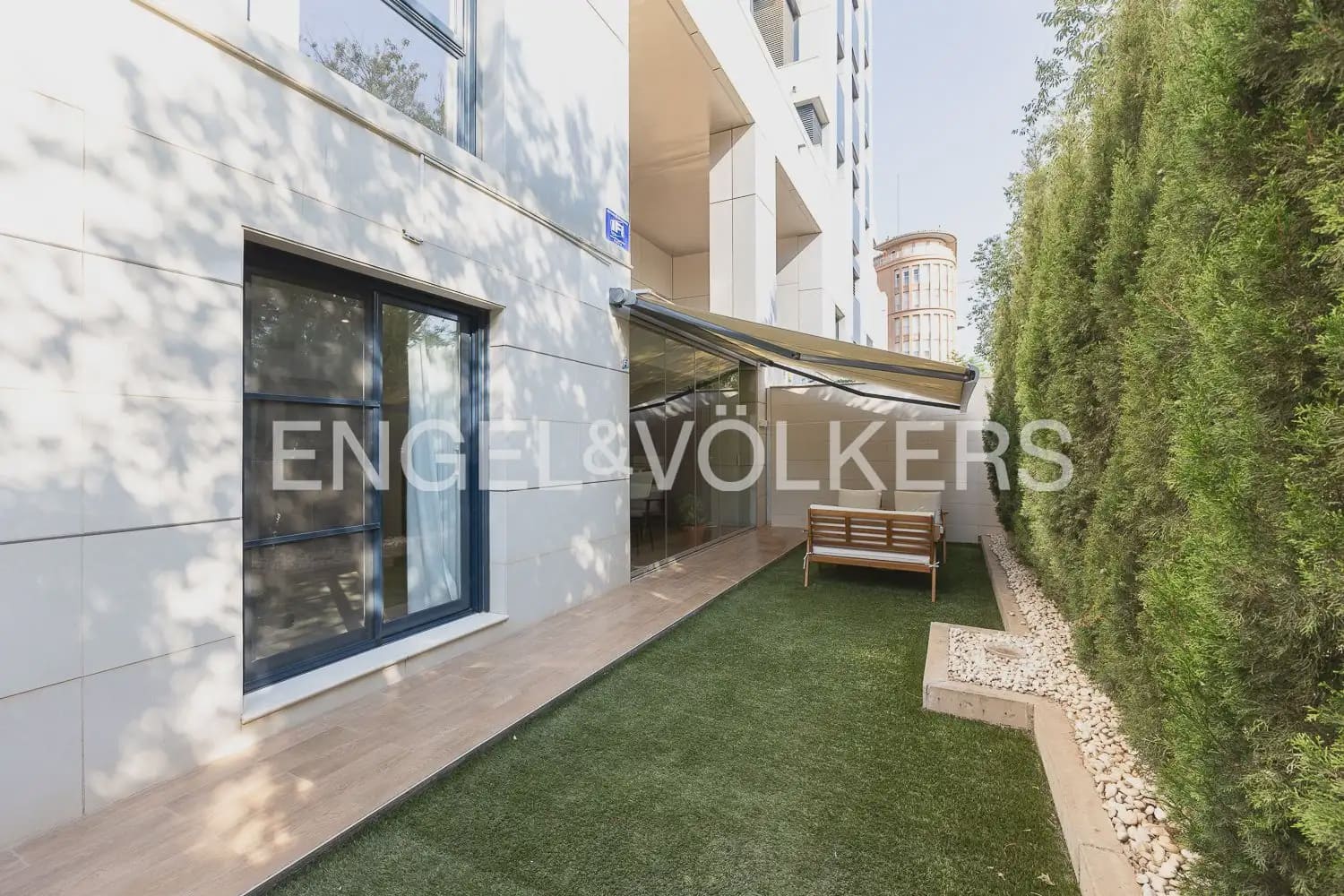 7 bedroom Apartment for sale in Valencia city with pool garage - € 1,400,000 (Ref: 9958473)