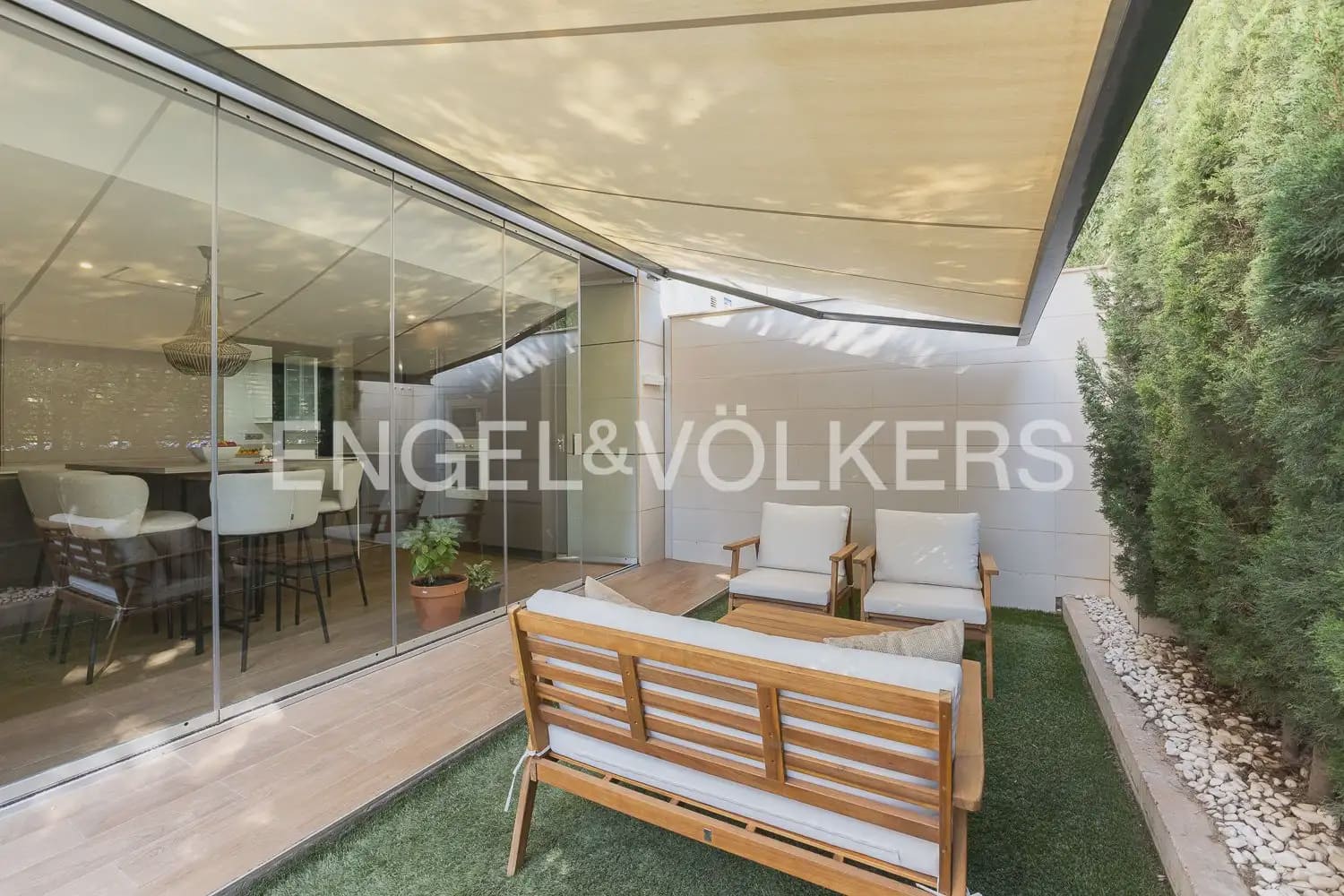 7 bedroom Apartment for sale in Valencia city with pool garage - € 1,400,000 (Ref: 9958473)