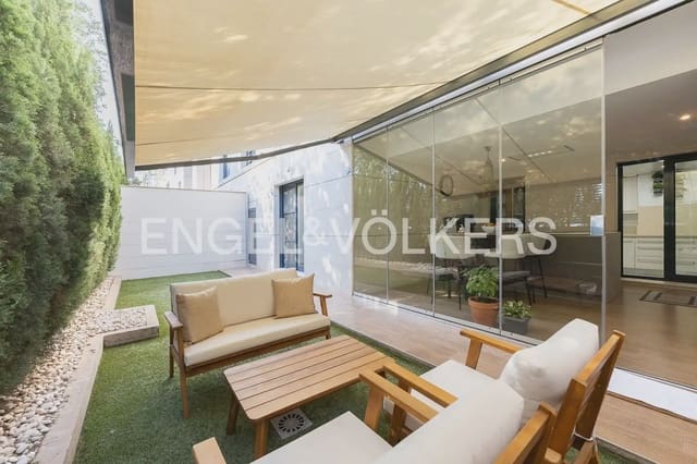 7 sypialnia Apartament na sprzedaż w Benicalap, Miasto Walencja z basenem garażem - 1 400 000 € (Ref: 9958473)