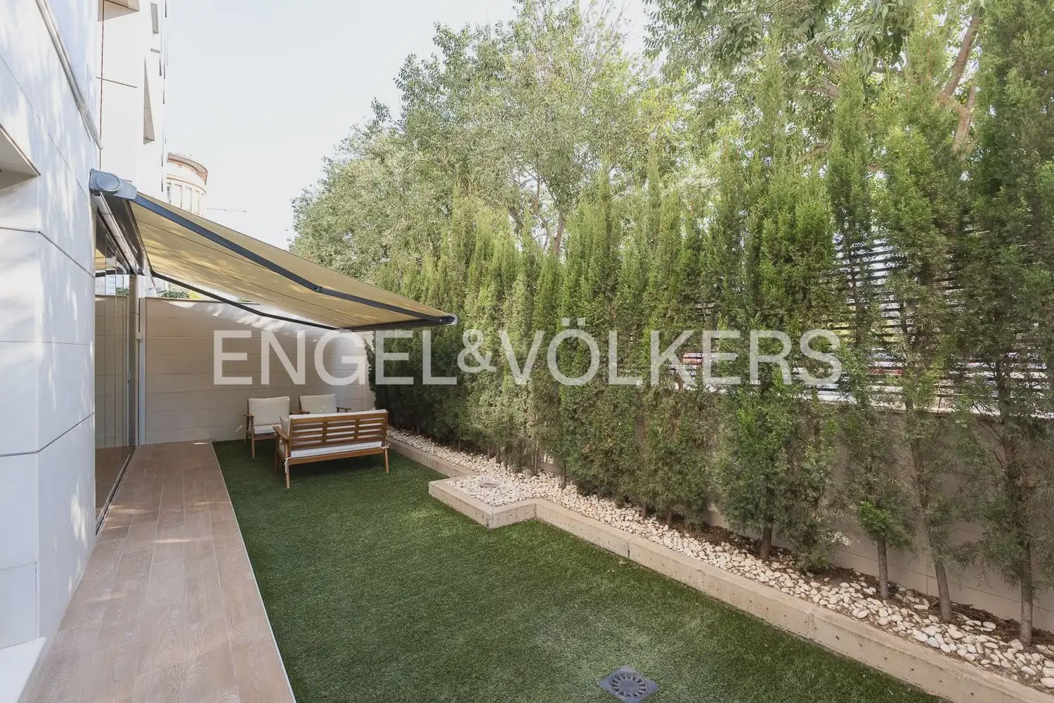 7 bedroom Apartment for sale in Valencia city with pool garage - € 1,400,000 (Ref: 9958473)