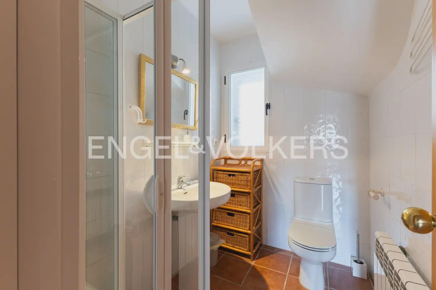 3 Zimmer Villa zu verkaufen in Castello de la Plana mit Pool Garage - 369.000 € (Ref: 9958695)