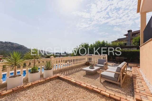 3 bedroom Villa for sale in Norte, Castelló de la Plana with pool garage - € 369,000 (Ref: 9958695)