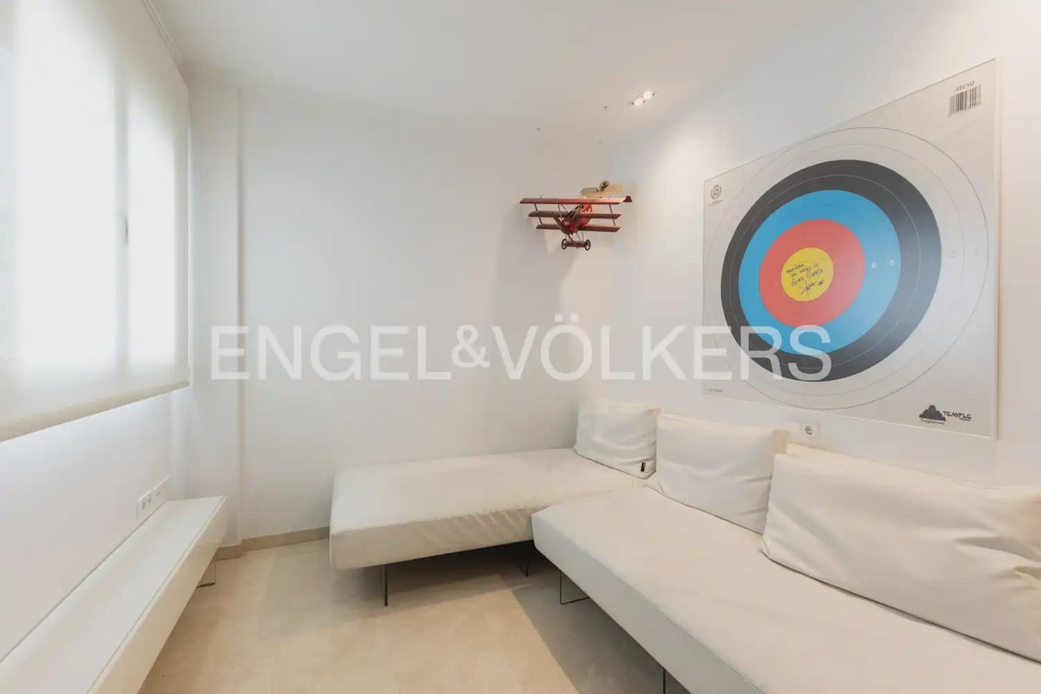 4 bedroom Apartment for sale in Gandia with garage - € 800,000 (Ref: 9958804)