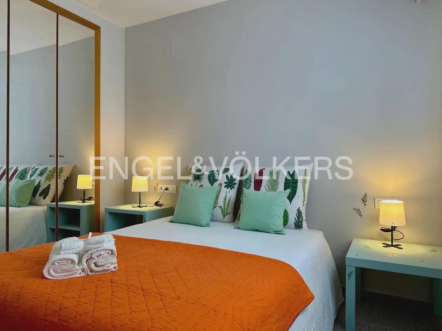 Appartement de 2 chambres à louer à Valence ville avec garage - 1 350 € (Ref: 9961036)