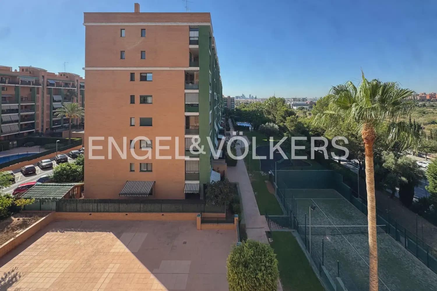 3 camera da letto Appartamento da affittare in Paterna con garage - 1.500 € (Rif: 9961037)