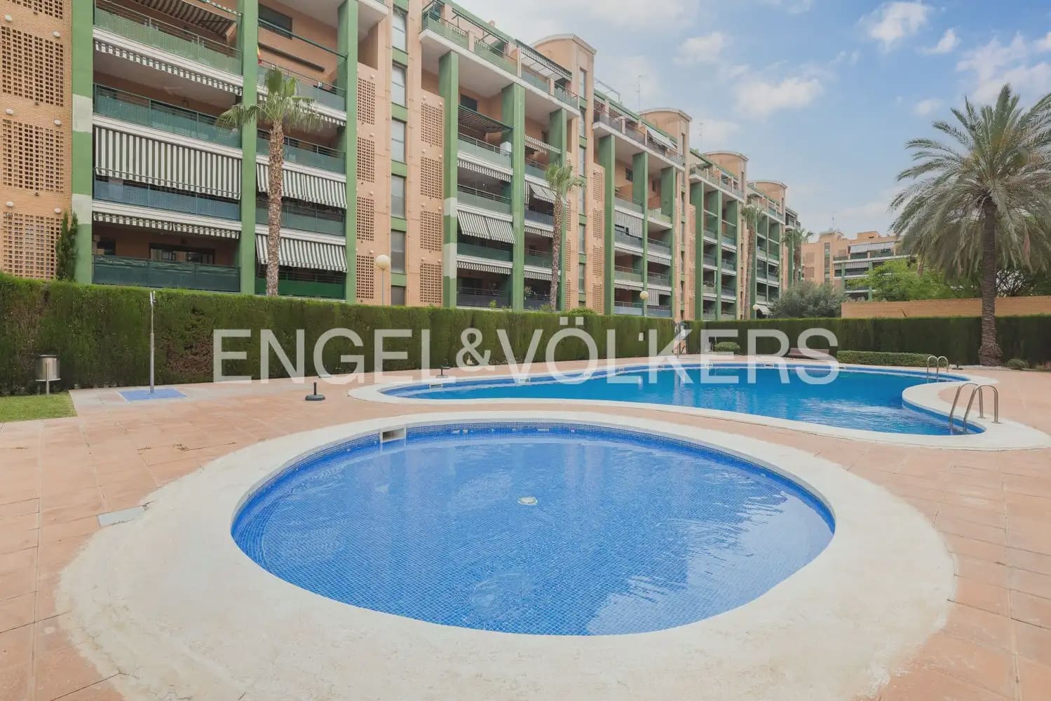 3 camera da letto Appartamento da affittare in Paterna con garage - 1.500 € (Rif: 9961037)