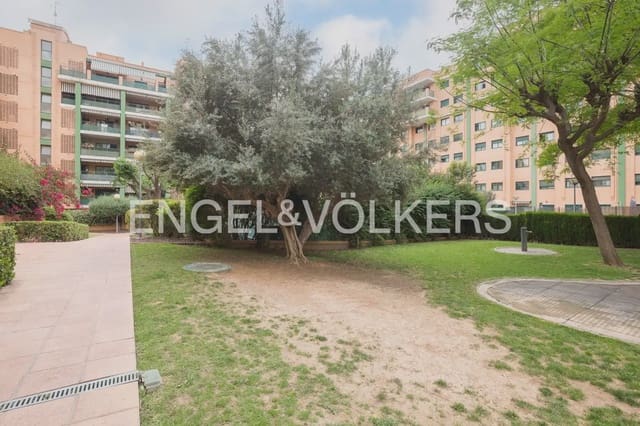 3 soverom Leilighet til leie i Casas Verdes, Paterna med garasje - € 1 500 (Ref: 9961037)