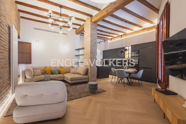 3 bedroom Flat for rent in El Mercat, Valencia city - € 3,500 (Ref: 9961038)